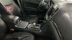 کرایسلەر 300